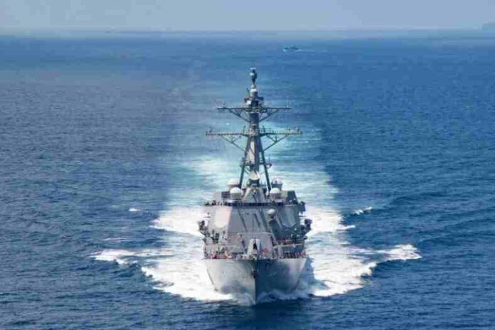 statek USA warship Cieśnina tajwańska